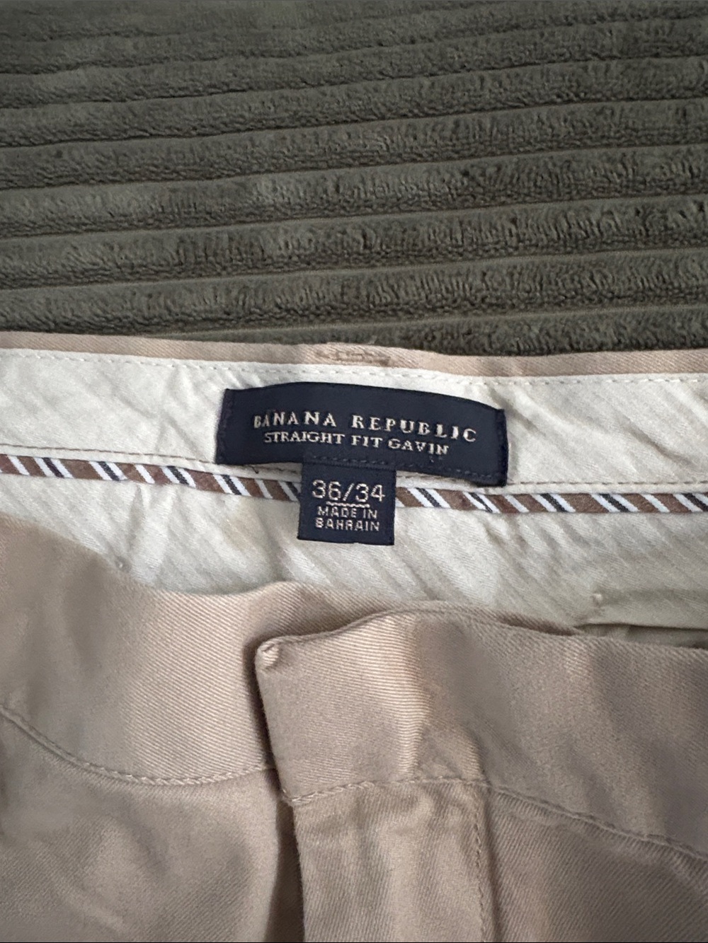 Banana Republic Men’s Straight Fit Chinos in Khaki/Tan